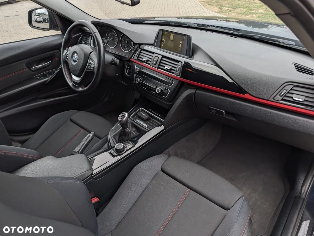 BMW Seria 3 316d Sport Line - 24