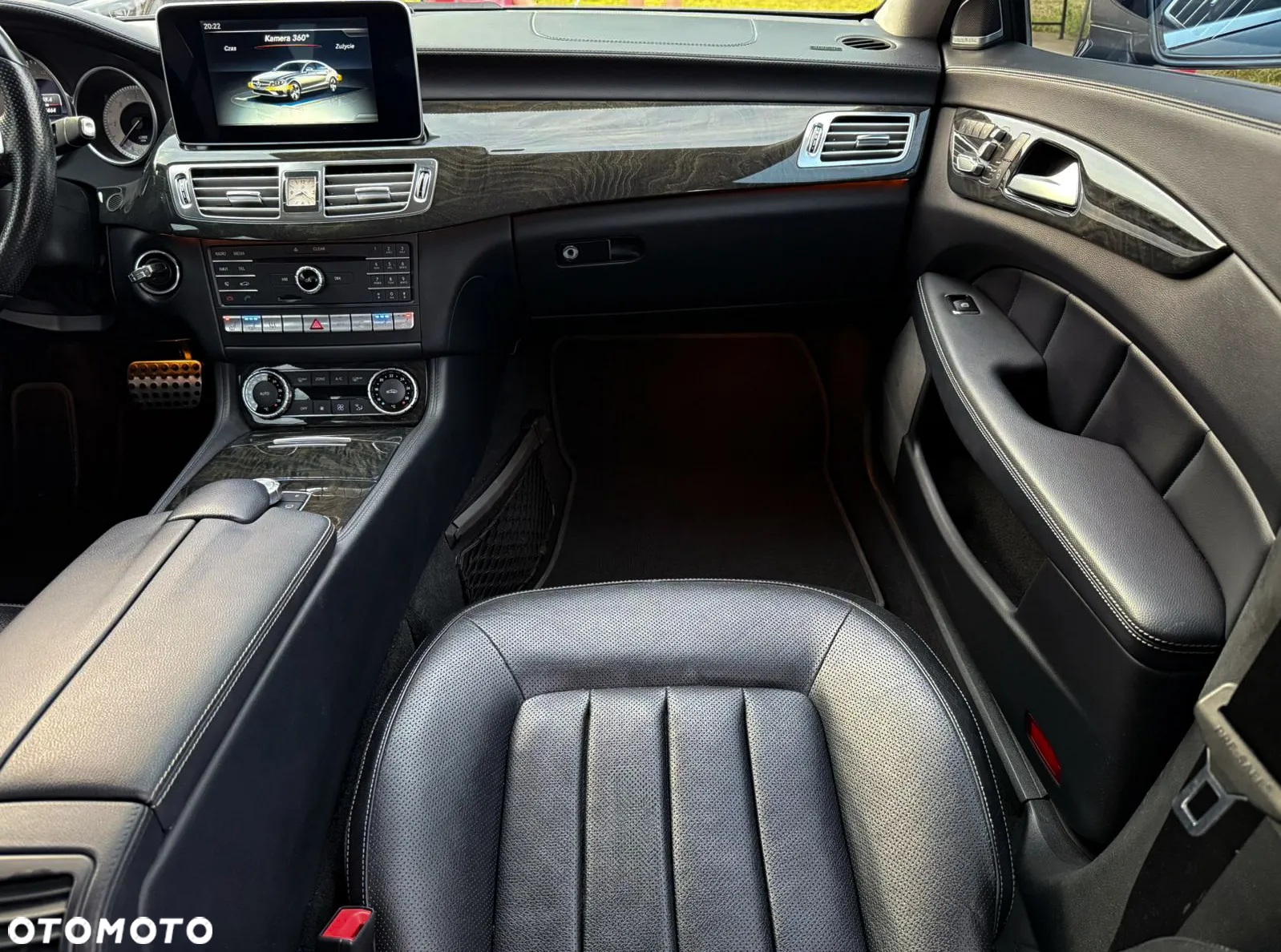 Mercedes-Benz CLS - 18