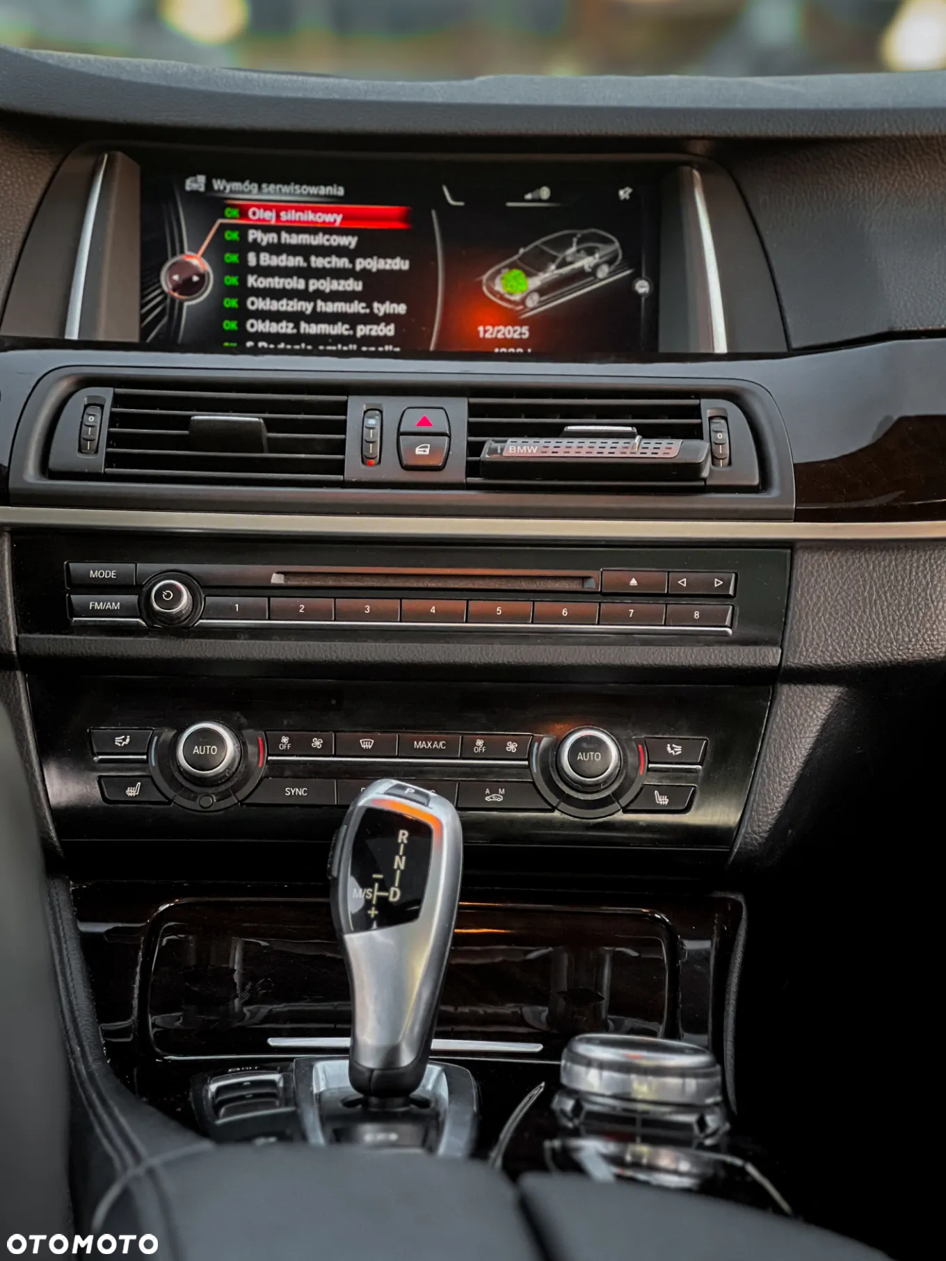 BMW Seria 5 528i xDrive Luxury Line - 18