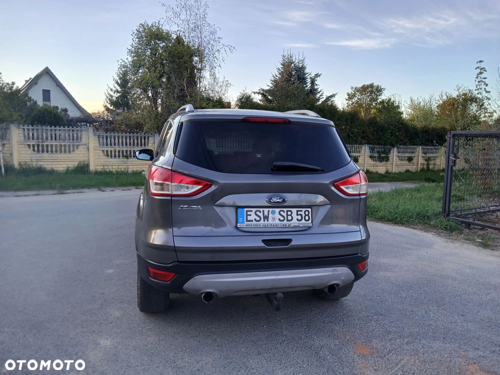 Ford Kuga 2.0 TDCi 4x4 Titanium - 9