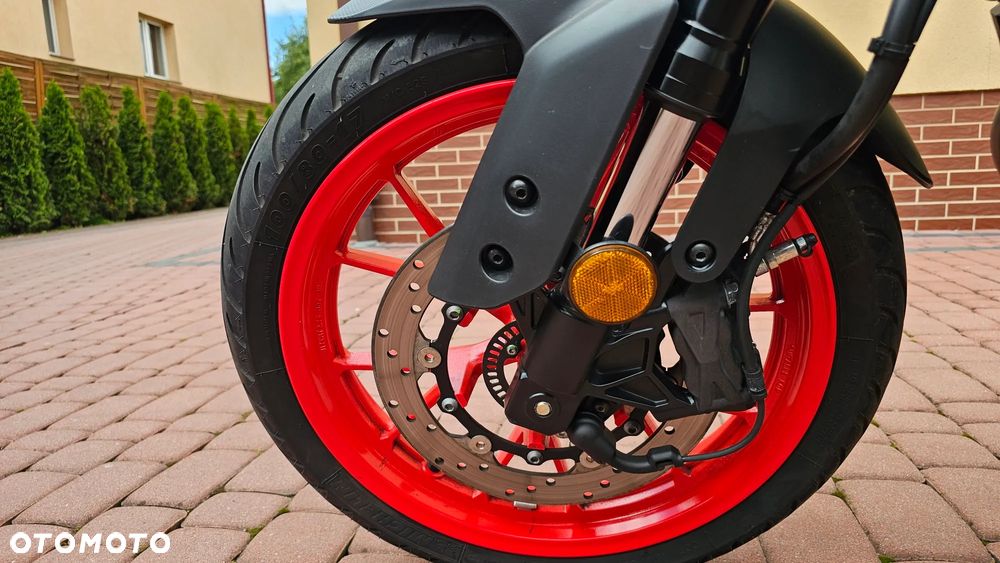 Yamaha MT - 16