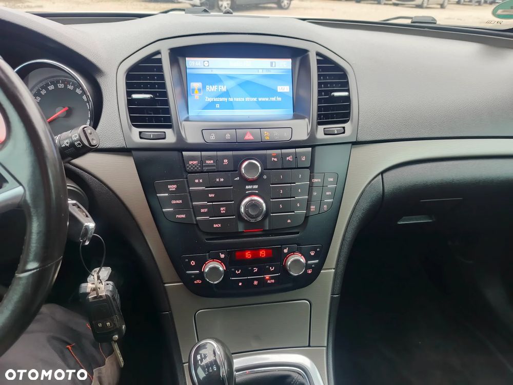 Opel Insignia 2.0 T SportsTourer 4x4 ecoFLEX Start/Stop Design Edition - 21