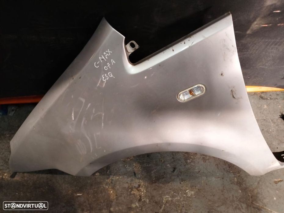 Guarda lamas esquerdo Ford C-Max 2008 - 1