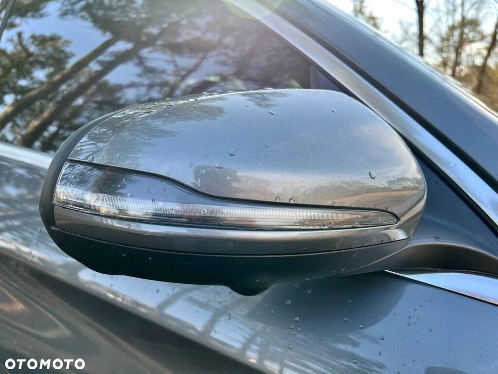 Mercedes-Benz GLC - 14