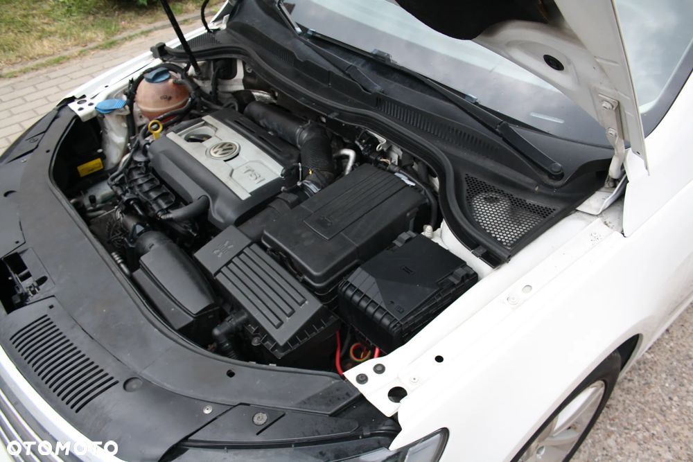 Volkswagen Passat - 15
