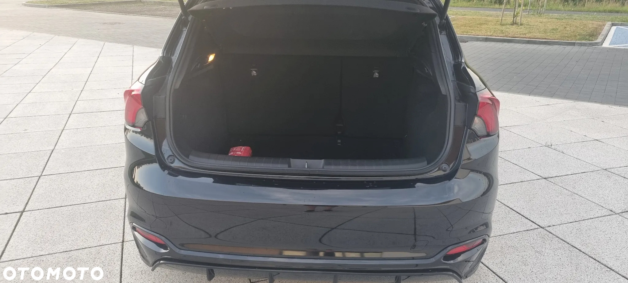 Fiat Tipo 1.4 T-Jet 16v Sport - 27