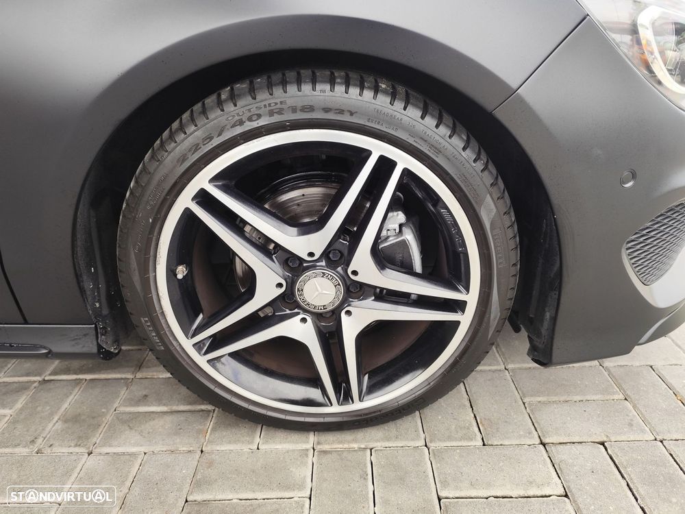 Mercedes-Benz CLA 200 - 43