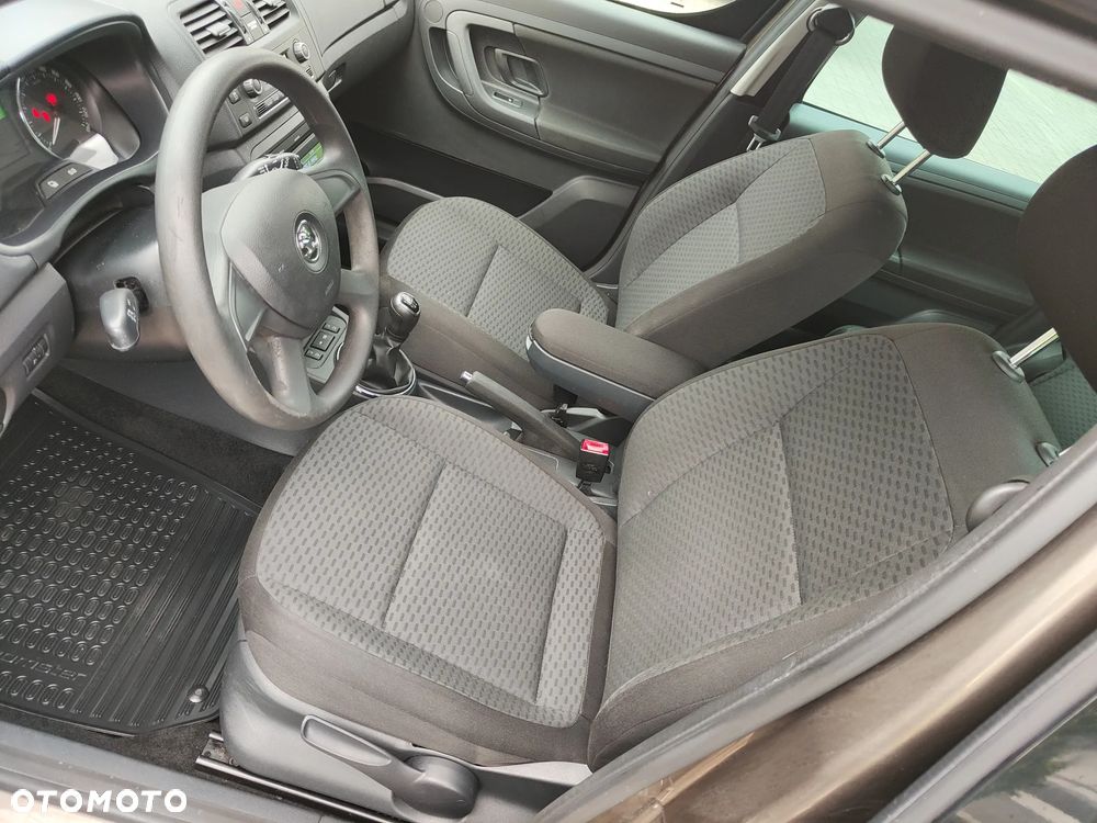 Skoda Roomster 1.6 TDI DPF Elegance PLUS EDITION - 24