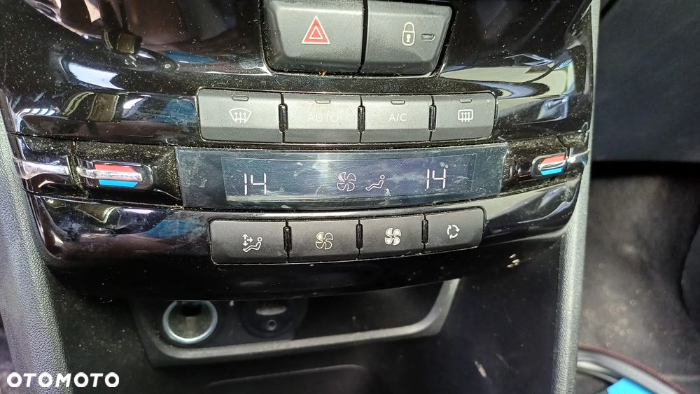 Peugeot 2008 PureTech 110 Stop&Start Allure - 27