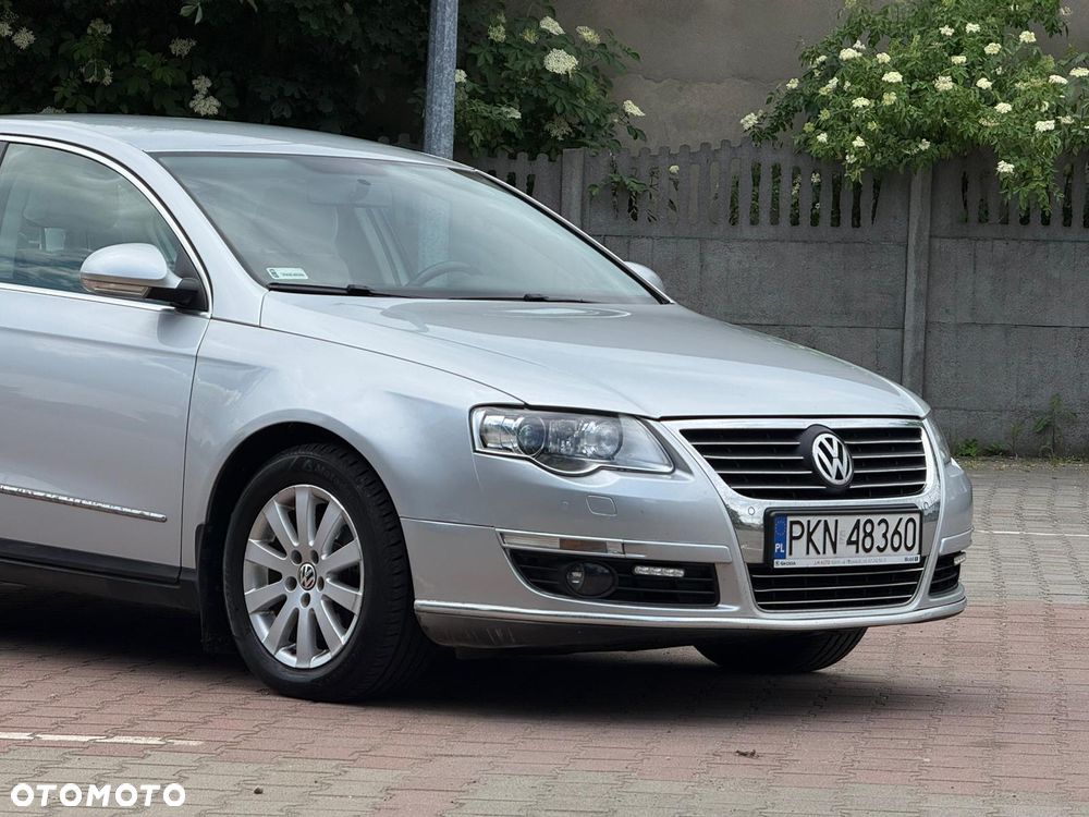 Volkswagen Passat 2.0 TDI Comfortline - 11