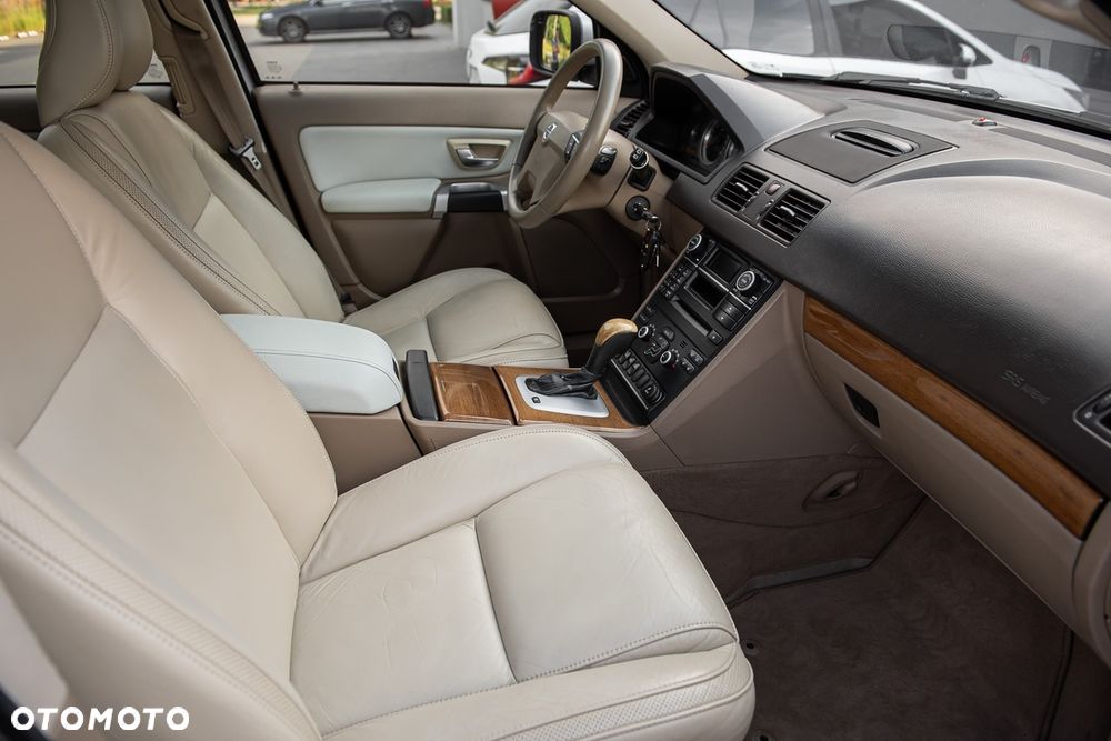 Volvo XC 90 D5 Summum - 28