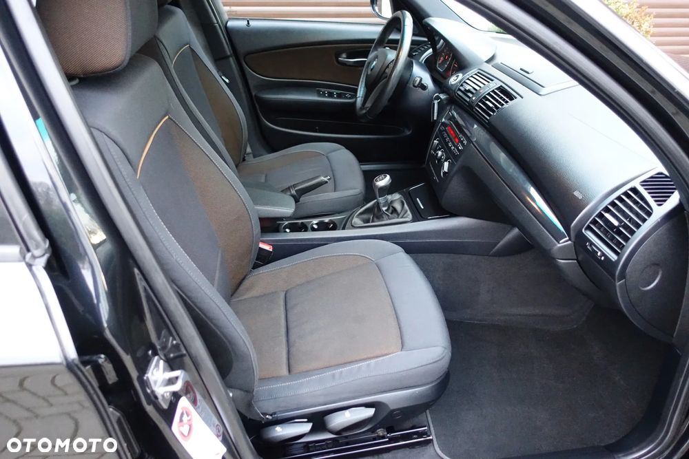 BMW Seria 1 116d - 10