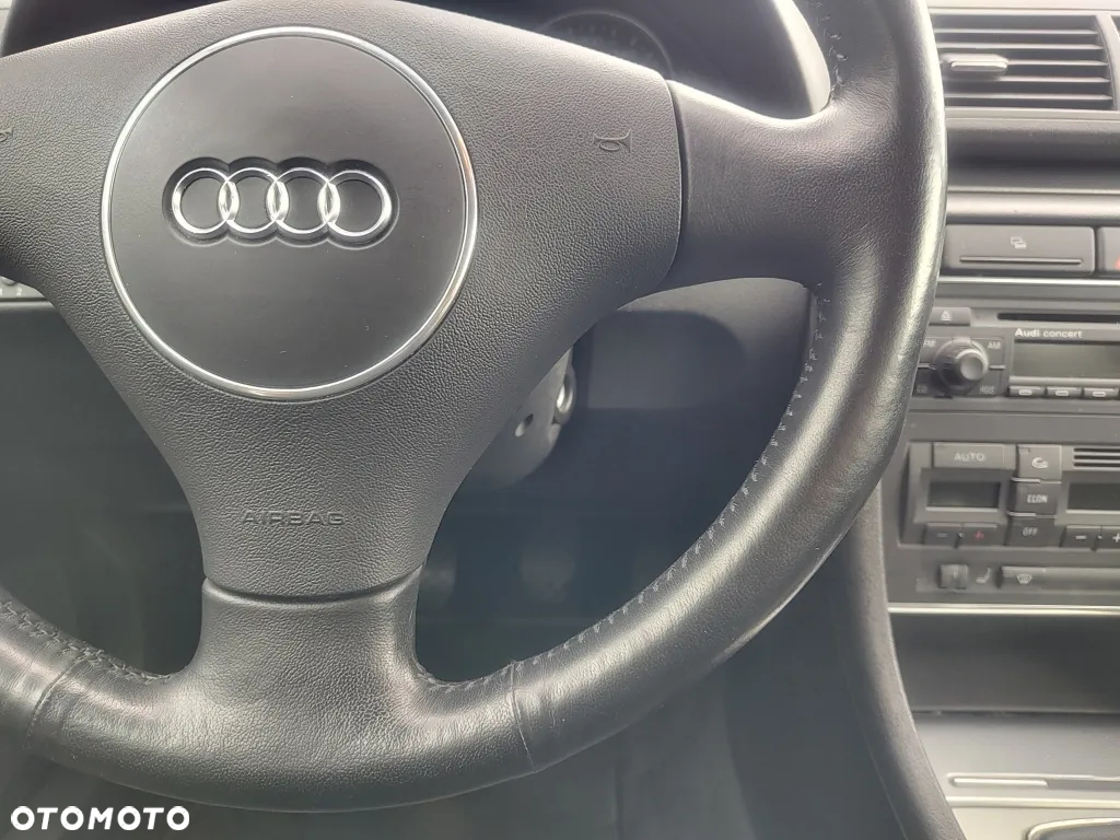 Audi A4 Avant 1.8T Quattro - 25