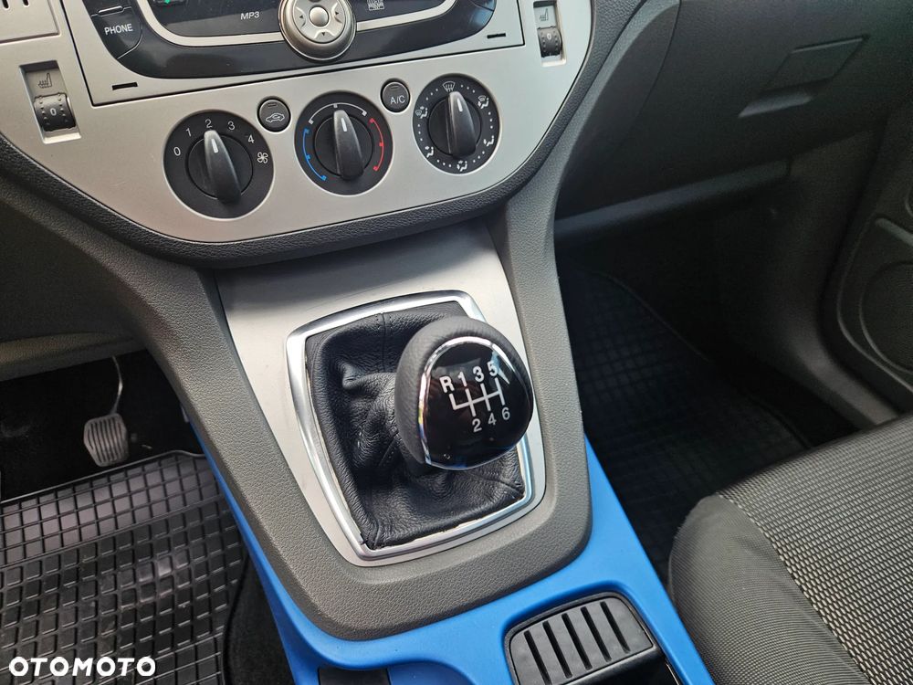 Ford Kuga 2.0 TDCi Titanium - 17