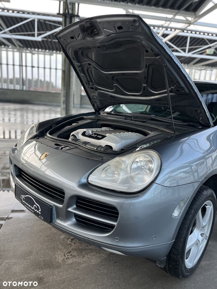 Porsche Cayenne - 38