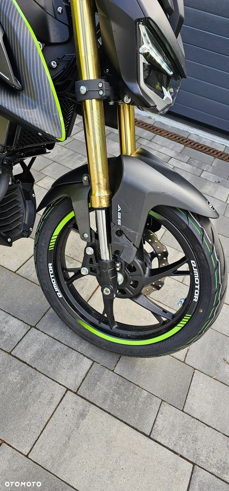 QJMOTOR SRK 125S - 5