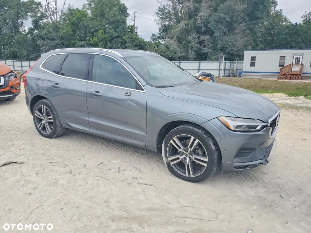 Volvo XC 60 T5 AWD Geartronic Momentum - 2