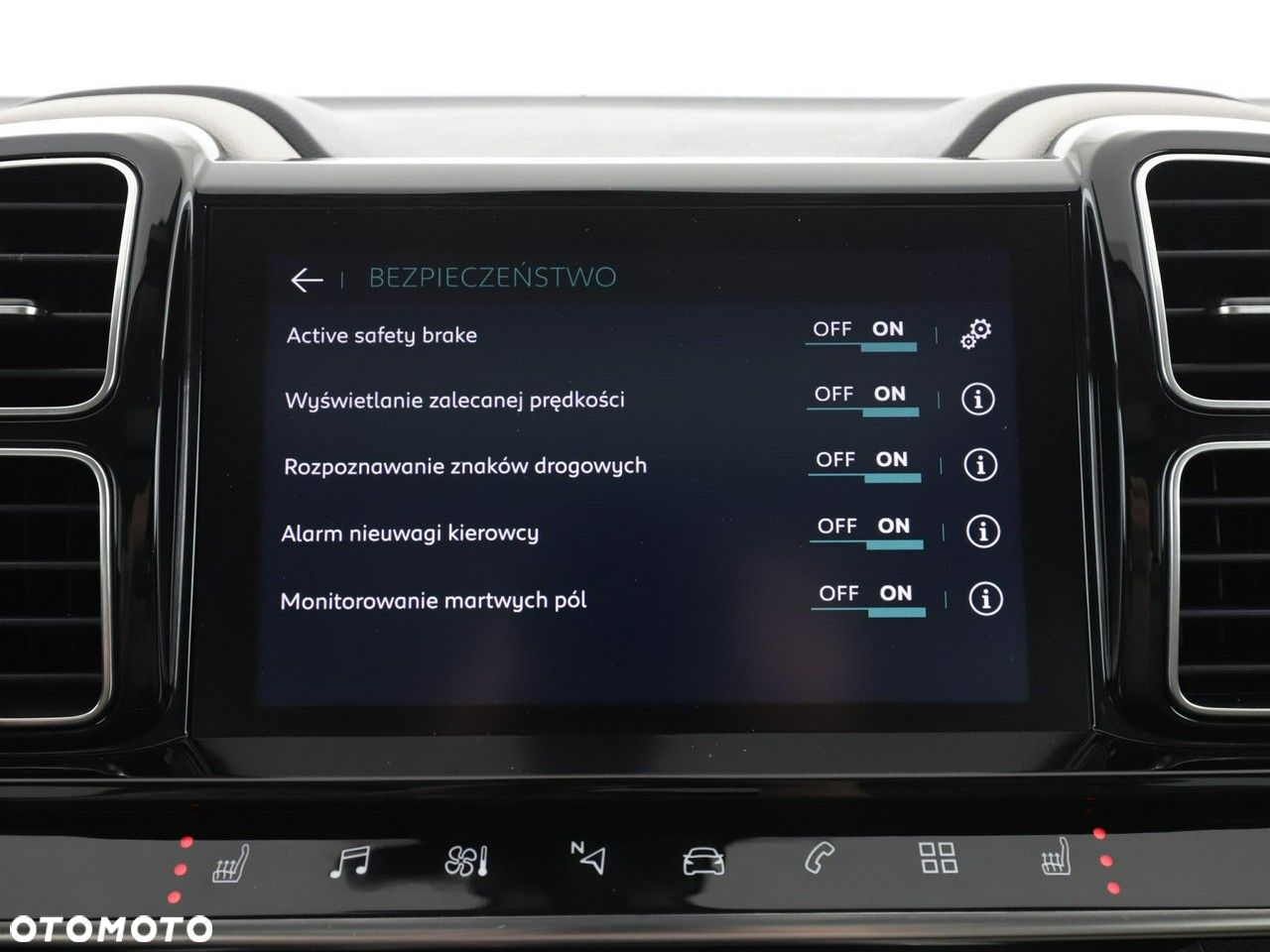 Citroën C5 Aircross Hybrid 225 e.EAT8 SHINE PACK - 27