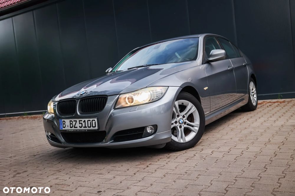 BMW Seria 3 320d DPF - 1