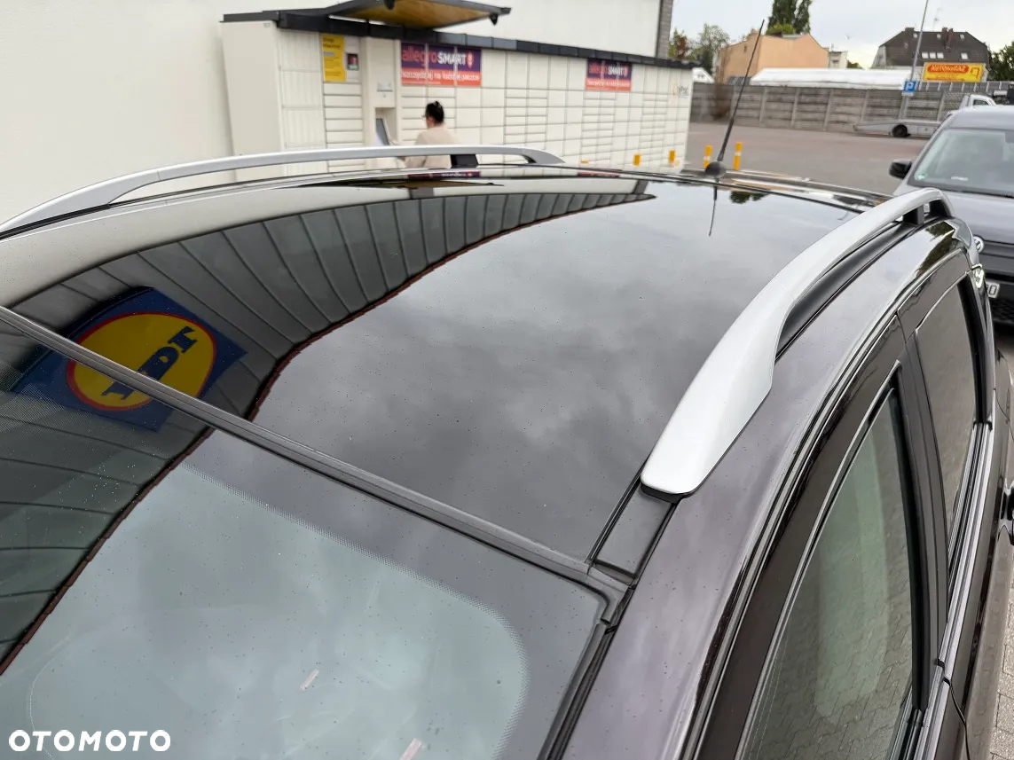 Nissan Qashqai 2.0 dCi DPF I-Way - 13