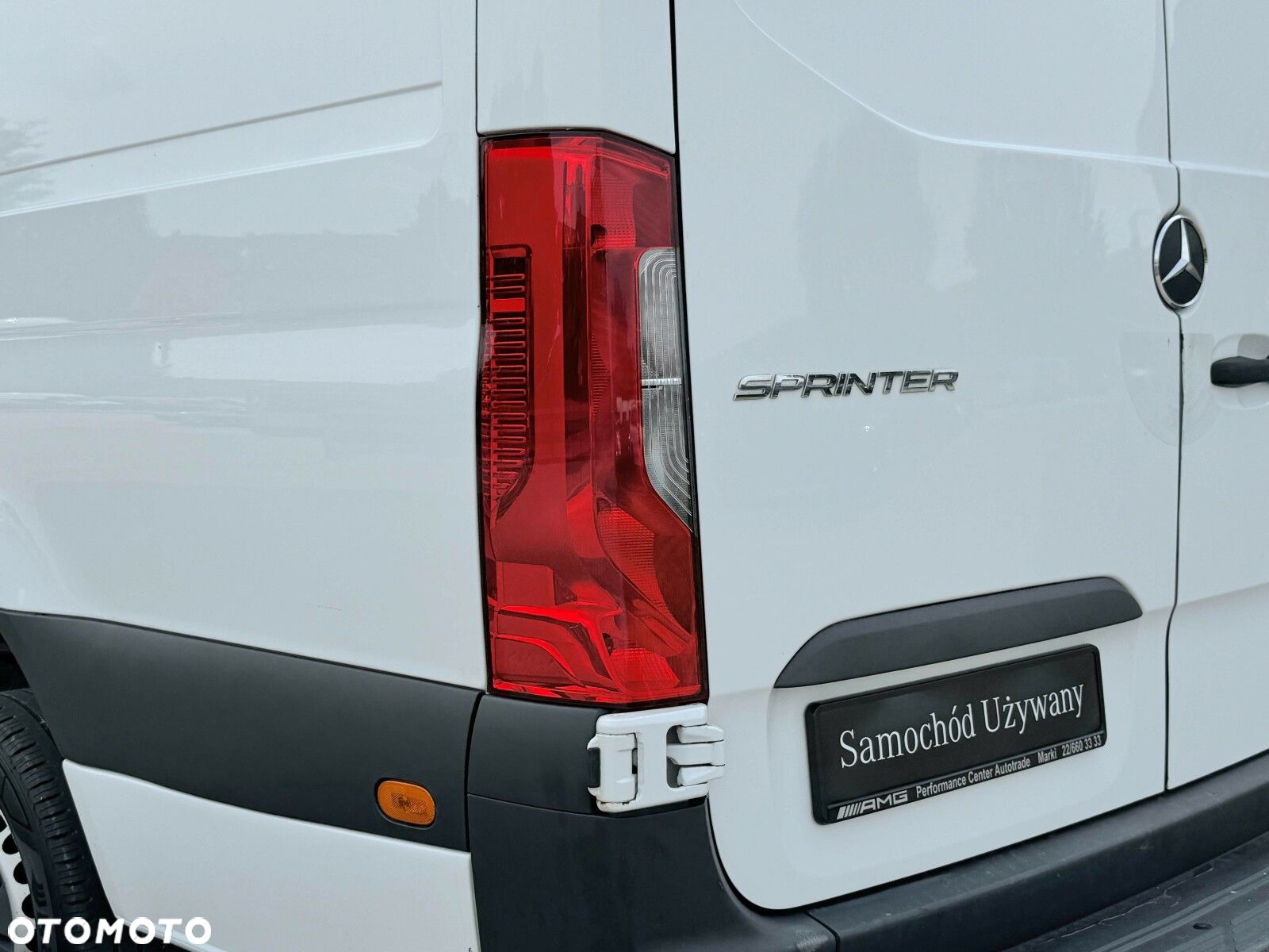 Mercedes-Benz Sprinter - 12