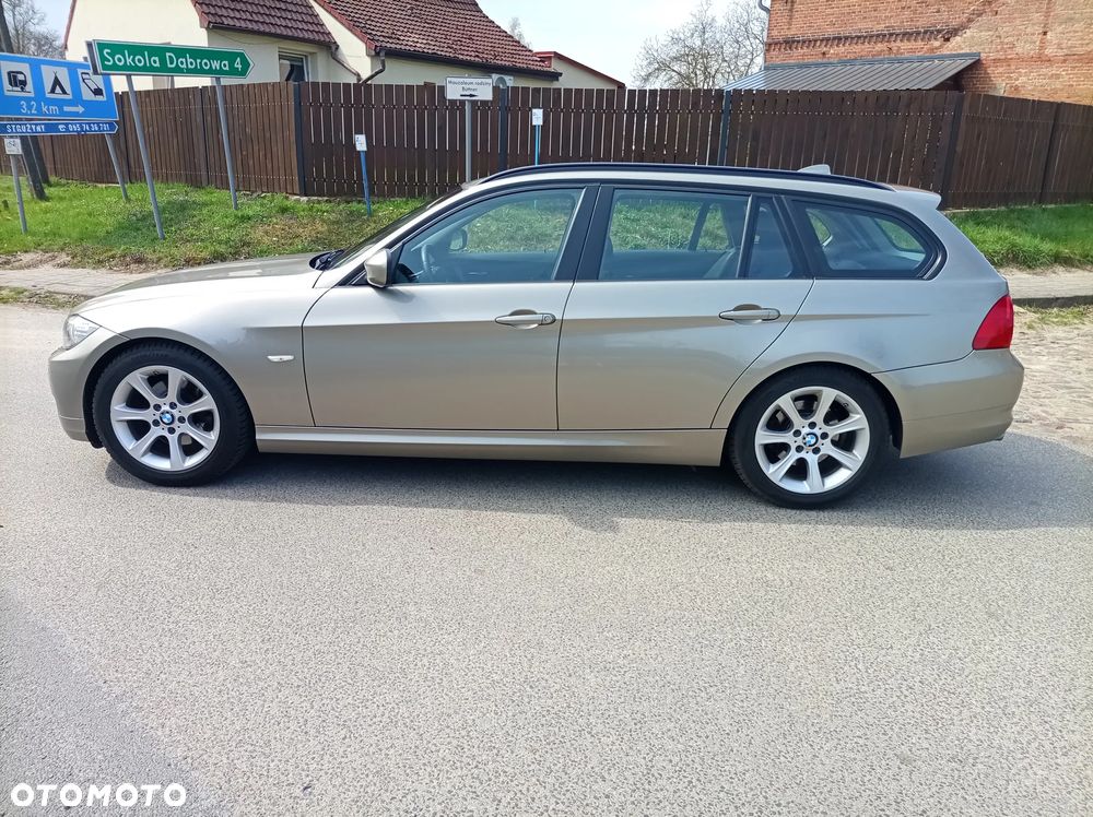 BMW Seria 3 320d DPF Blue Performance Edition Sport - 8