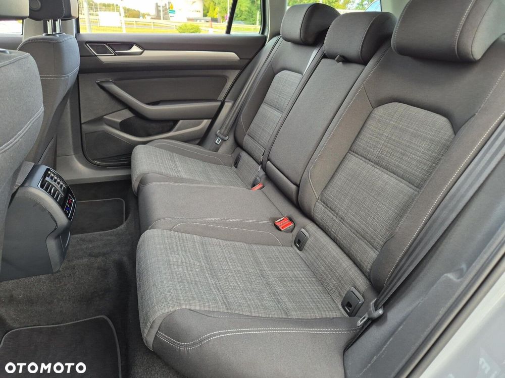 Volkswagen Passat 2.0 TDI EVO Business DSG - 15