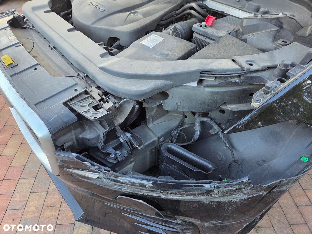 Volvo XC 60 D4 Geartronic RDesign - 12