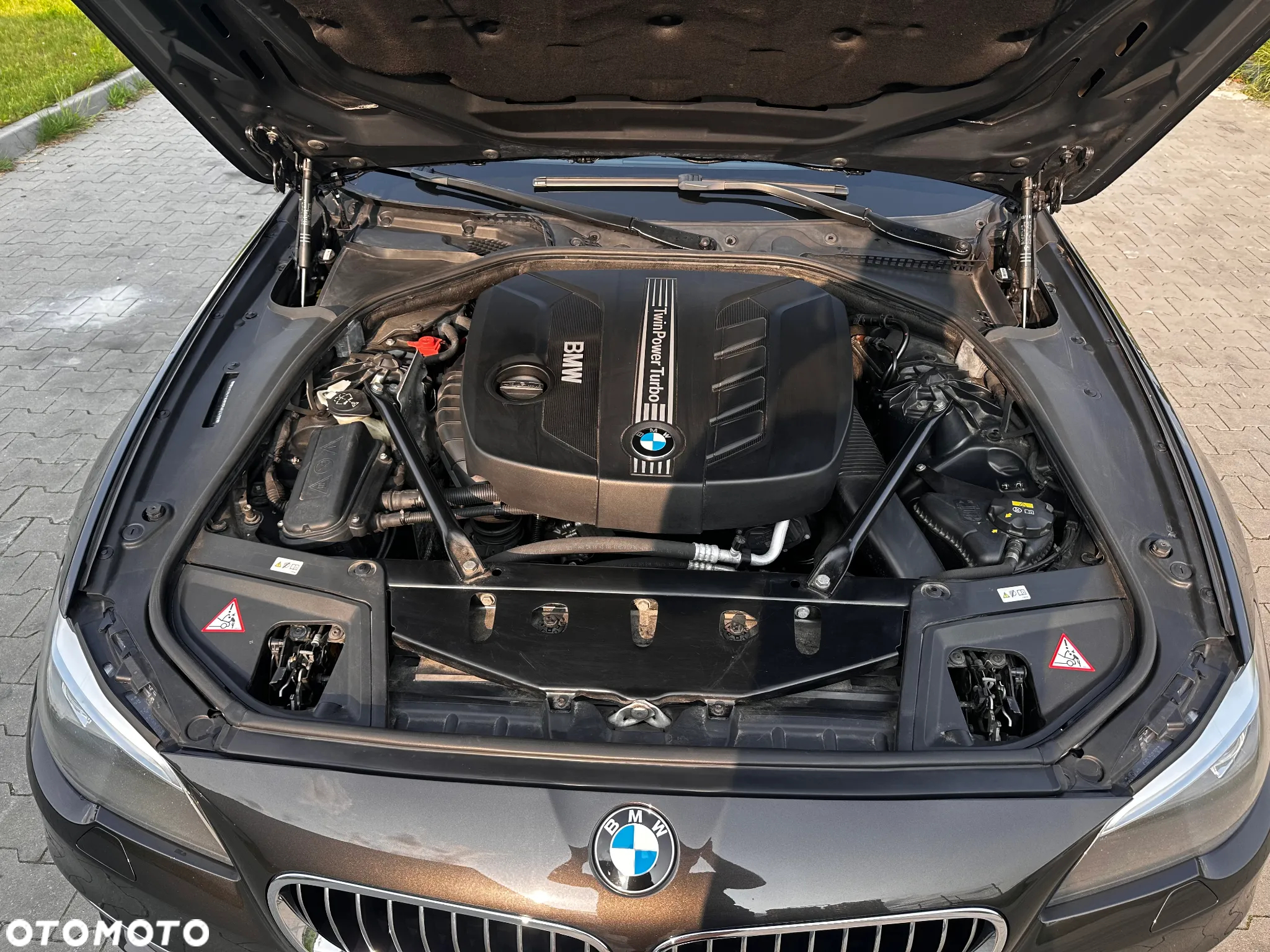 BMW Seria 5 525d xDrive Luxury Line - 38