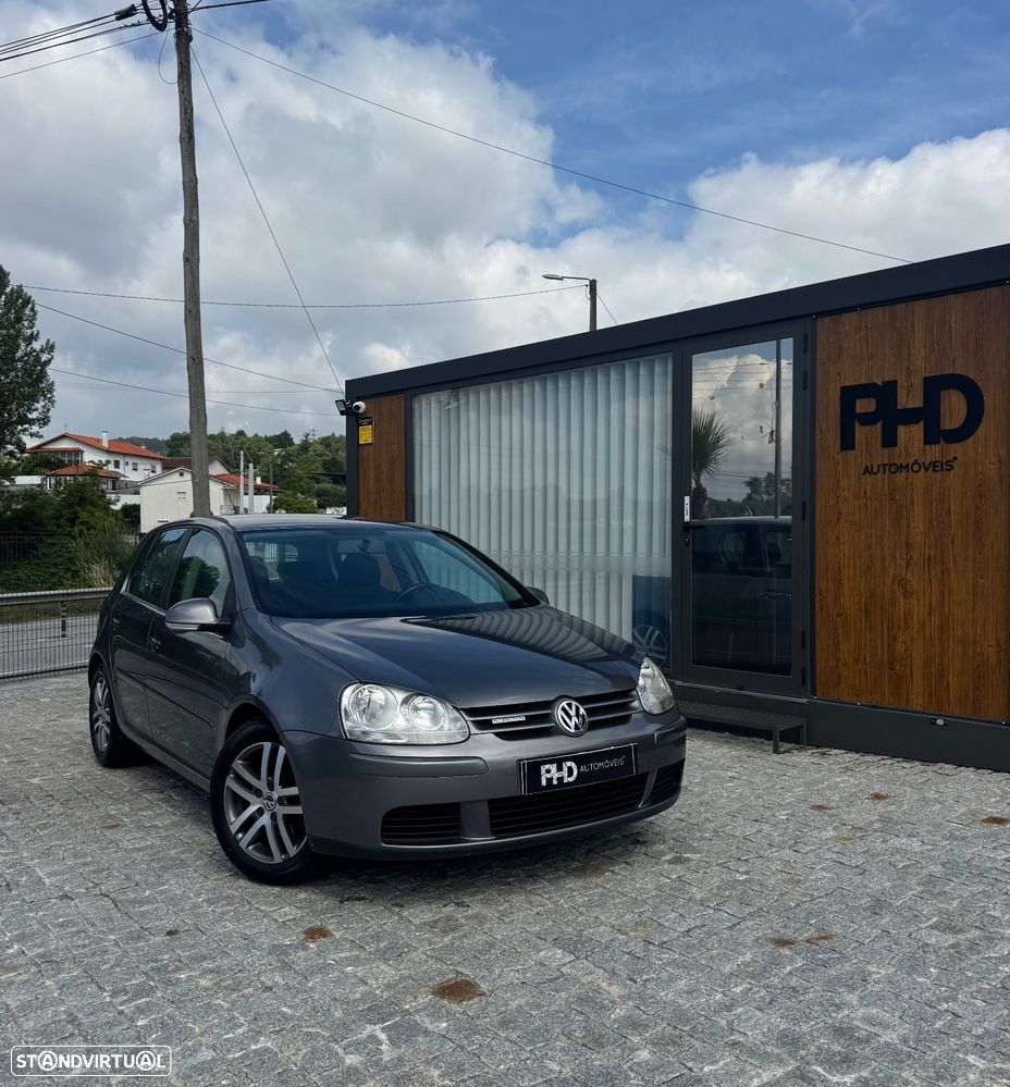 VW Golf 1.9 TDi BlueM. Trend. AC - 2