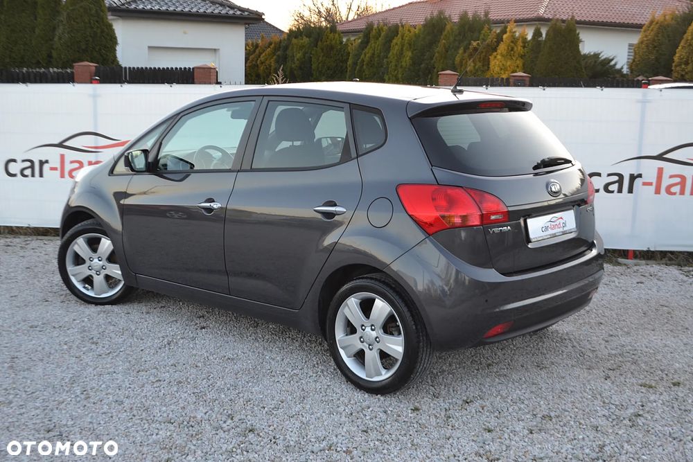 Kia Venga 1.6 CRDi 128 Platinum Edition - 8