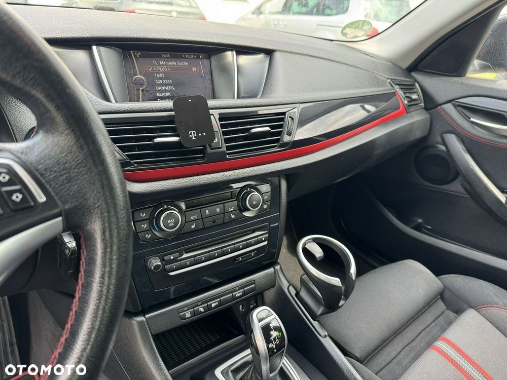 BMW X1 sDrive18d Sport Line - 22