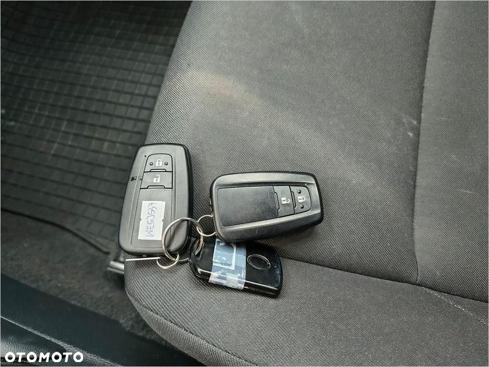 Toyota Corolla 1.8 Hybrid Active - 20