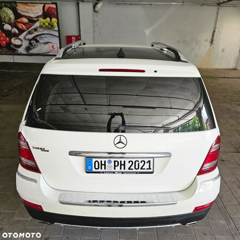 Mercedes-Benz GL - 9