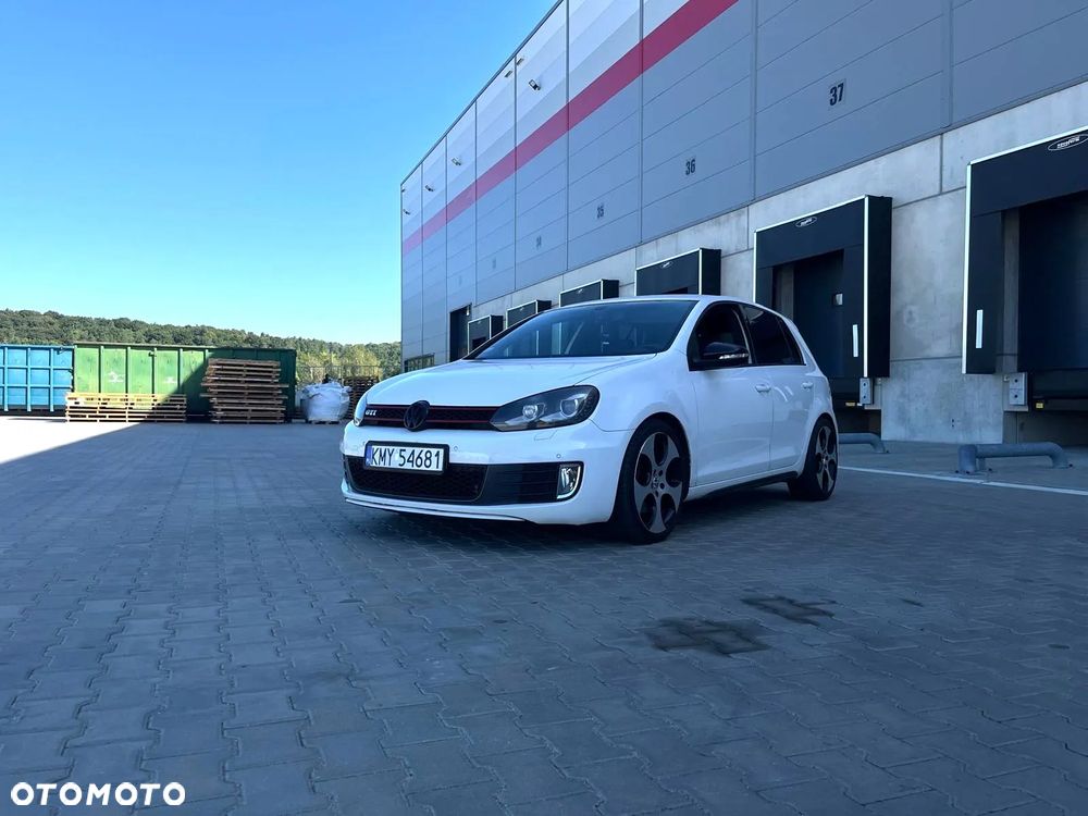 Volkswagen Golf VI 2.0 TSI GTI - 1