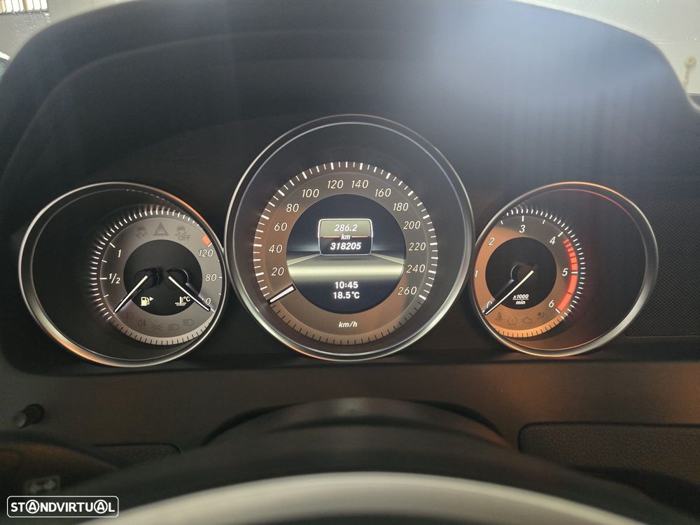 Mercedes-Benz C 220 Station CDI DPF (BlueEFFICIENCY) Avantgarde - 7