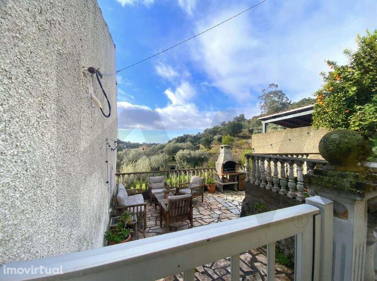 OPORTUNIDADE: Moradia + 2 Casas para Recuperar, Terreno e Vistas Única - Grande imagem: 4/42