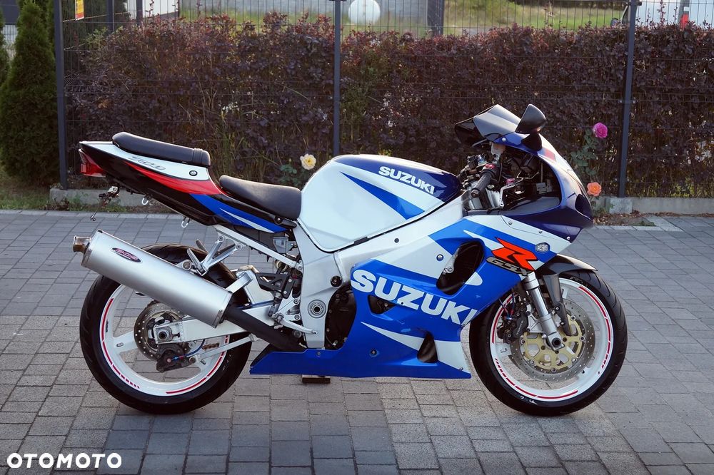 Suzuki GSX-R - 6