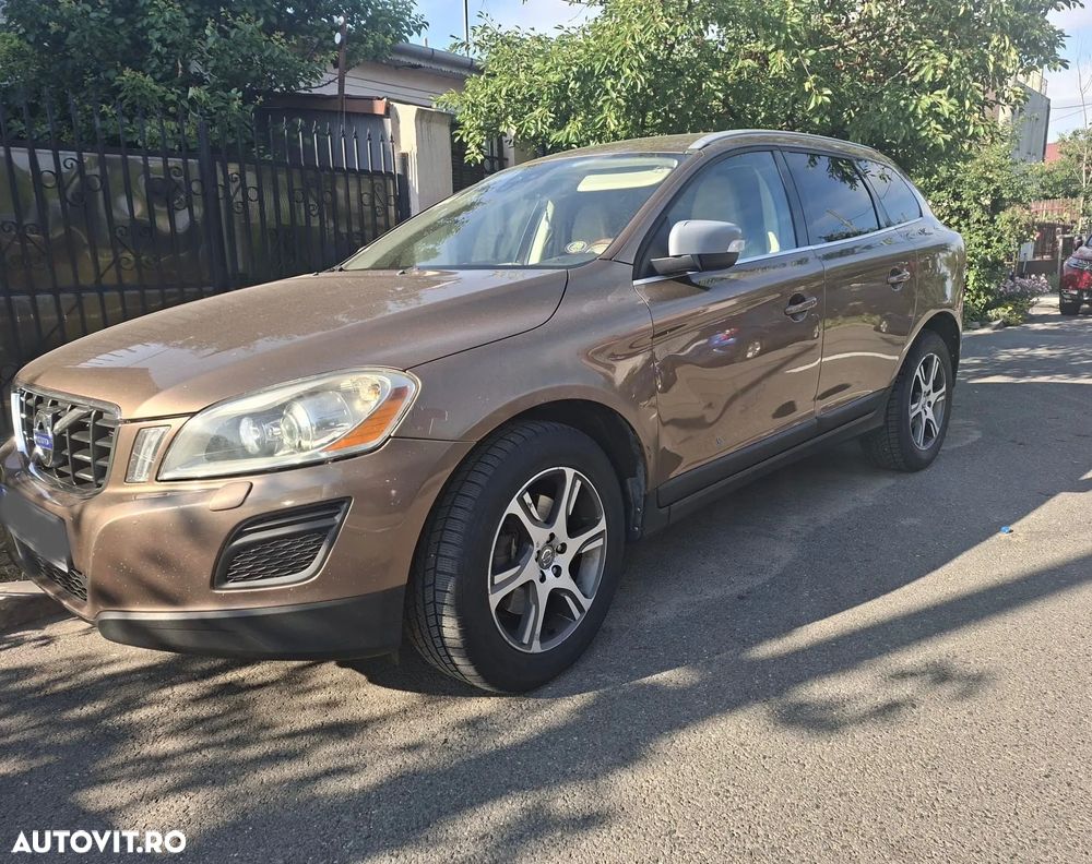 VOLVO XC60 2011 — imagine 28
