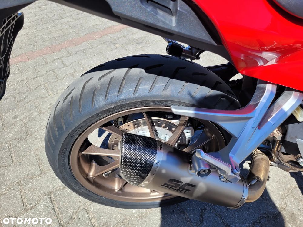 Honda VFR - 10