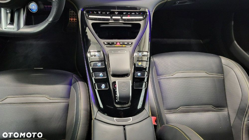 Mercedes-Benz AMG GT - 21