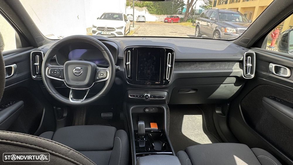 Volvo XC 40 Recharge Plus - 6