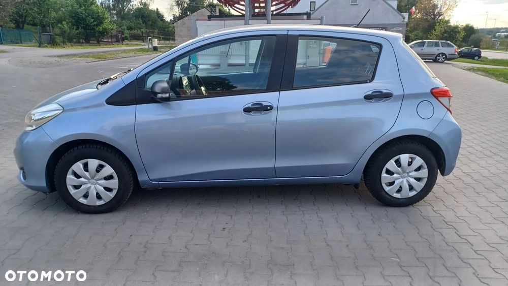 Toyota Yaris - 5