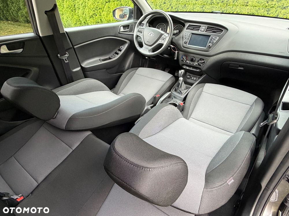 Hyundai i20 1.2 YES Plus - 24