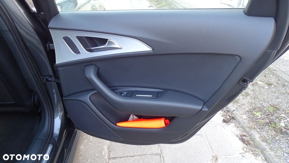 Audi A6 Avant 3.0 TDI quattro S tronic - 25