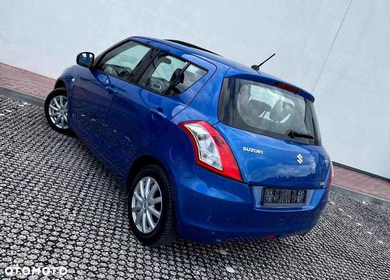 Suzuki Swift - 4