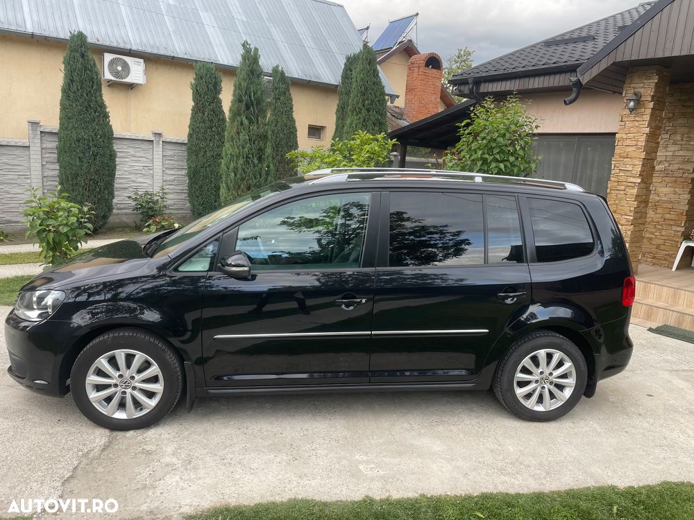 Volkswagen Touran - 3