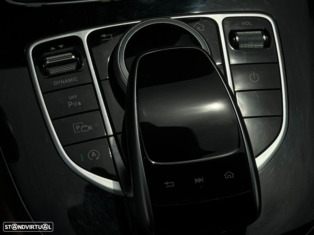 Mercedes-Benz E 220 d Avantgarde+ - 17