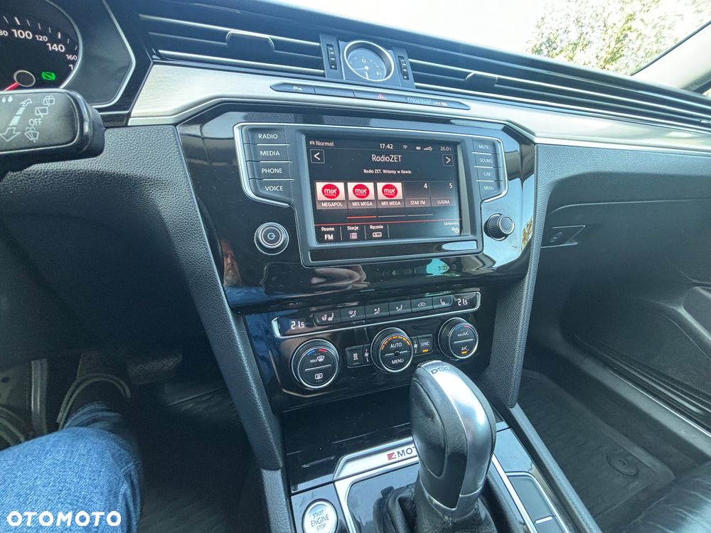 Volkswagen Passat 2.0 TDI BMT 4Mot Highline DSG - 22