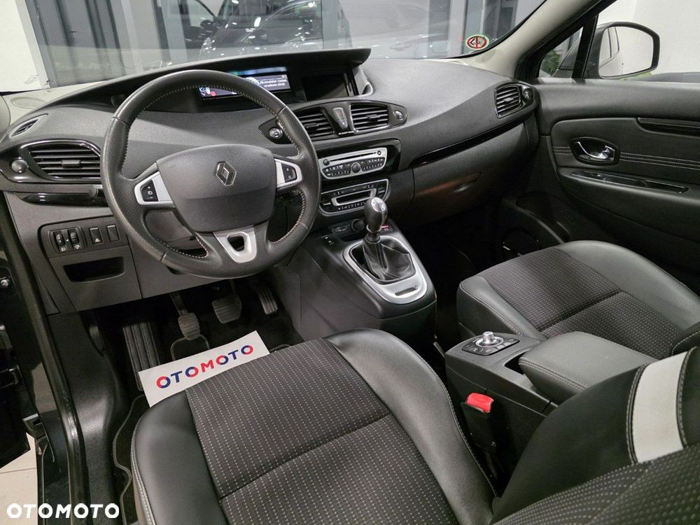 Renault Grand Scenic Gr 1.4 16V TCE Bose Edition - 13
